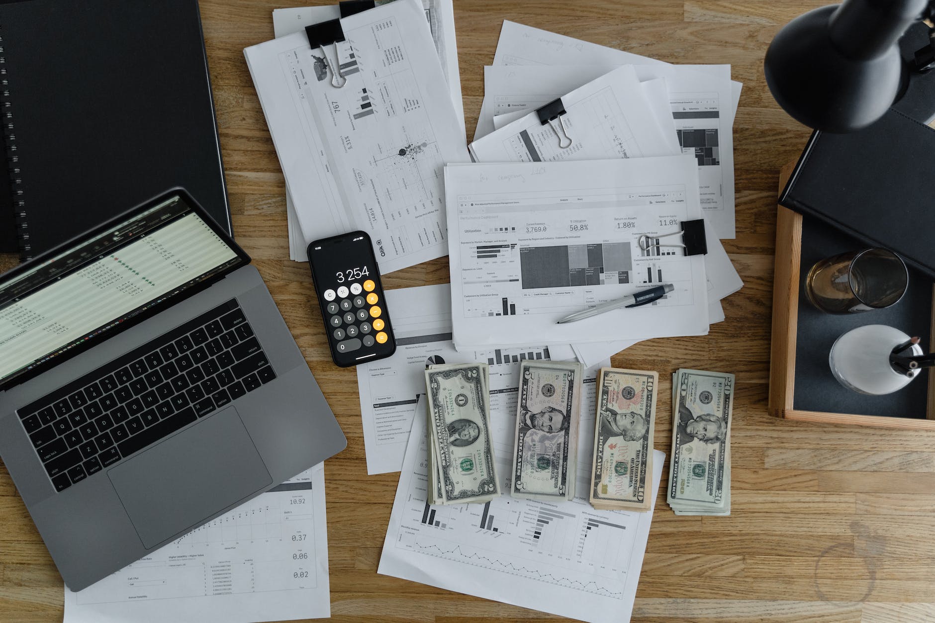 E-Invoices Can Save Time and Money for Your Business